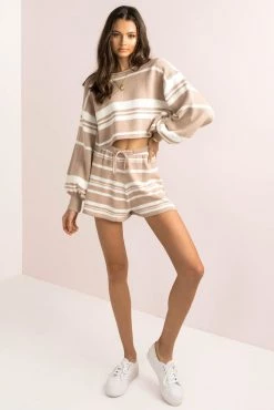 Sundae Muse Mimi Shorts / Beige Stripe 16 Sundae Muse Mimi Shorts / Beige Stripe