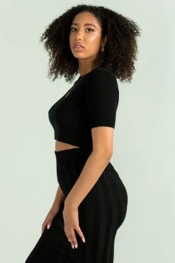 Sundae Muse Lita Top / Black Tops 12 Sundae Muse Lita Top / Black Tops