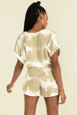 Sundae Muse Pluto Shorts / Olive Bottoms 24 Sundae Muse Pluto Shorts / Olive Bottoms