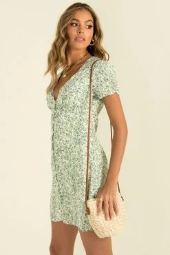Sundae Muse Petra Dress / Green New Arrivals 28 Sundae Muse Petra Dress / Green New Arrivals