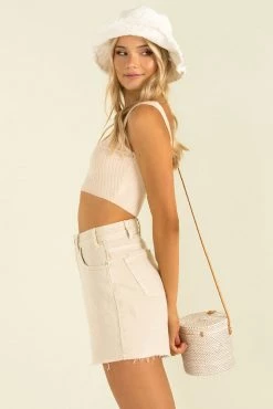 Sundae Muse Brooke Top / Beige 19 Sundae Muse Brooke Top / Beige