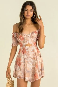 Sundae Muse Henley Dress / Tan