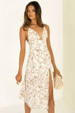 Sundae Muse New Arrivals Lara Dress / Cream