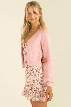 Sundae Muse Peta Cardigan / Pink New Arrivals 14 Sundae Muse Peta Cardigan / Pink New Arrivals
