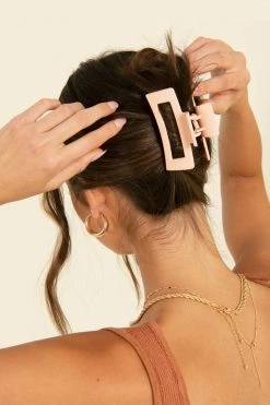Sundae Muse Tina Claw Clip / Apricot Accessories