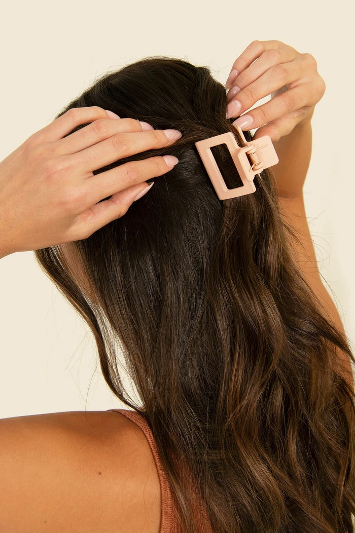 Sundae Muse Accessories Petite Claw Cip / Peach 3 Sundae Muse Accessories Petite Claw Cip / Peach