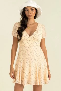 Sundae Muse Esme Dress / Yellow Floral Dresses