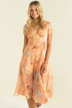 Sundae Muse New Arrivals Xander Dress / Peach Floral