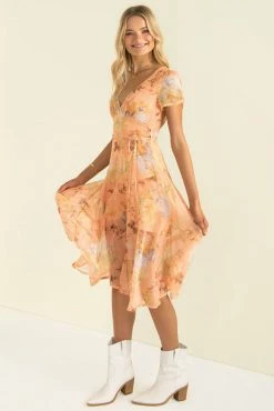Sundae Muse New Arrivals Xander Dress / Peach Floral