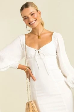 Sundae Muse DRESSES Lorenna Dress / White 27 Sundae Muse DRESSES Lorenna Dress / White