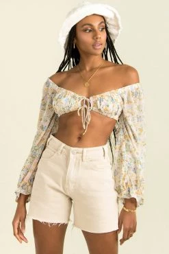 Sundae Muse New Arrivals Theo Top / Beige Floral