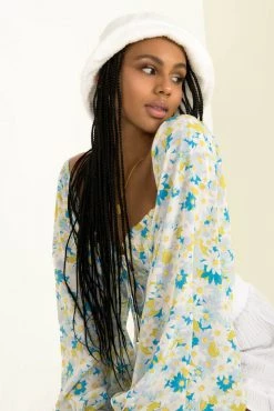 Sundae Muse Paige Top / Light Blue New Arrivals 14 Sundae Muse Paige Top / Light Blue New Arrivals