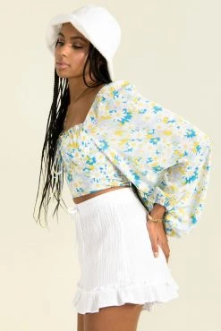 Sundae Muse Paige Top / Light Blue New Arrivals 17 Sundae Muse Paige Top / Light Blue New Arrivals