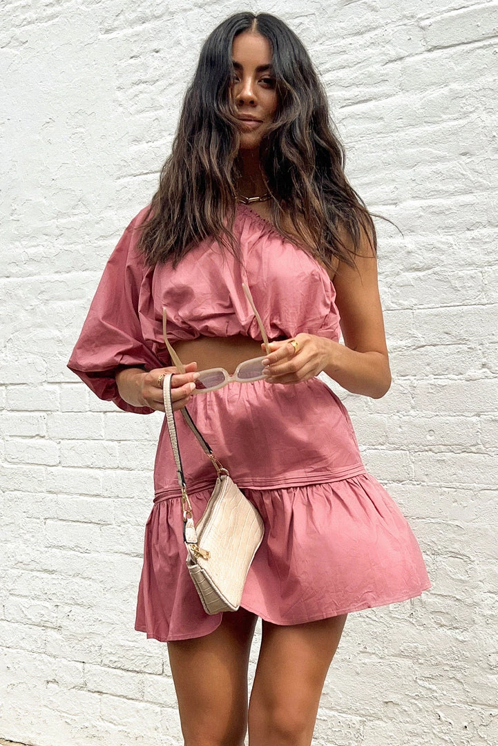 Sundae Muse Nixie Top / Berry New Arrivals 3 Sundae Muse Nixie Top / Berry New Arrivals