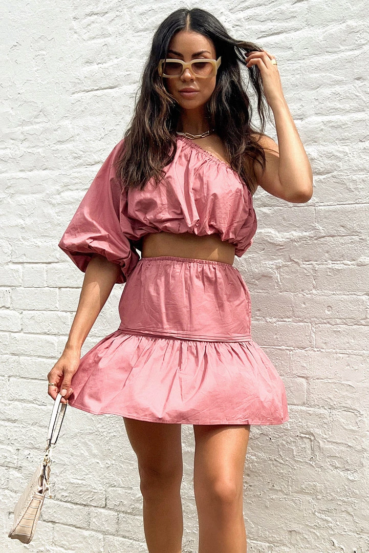 Sundae Muse Nixie Top / Berry New Arrivals 8 Sundae Muse Nixie Top / Berry New Arrivals