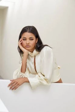 Sundae Muse Avera Top / Ivory New Arrivals