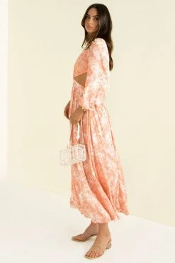 Sundae Muse New Arrivals Havana Dress / Peach