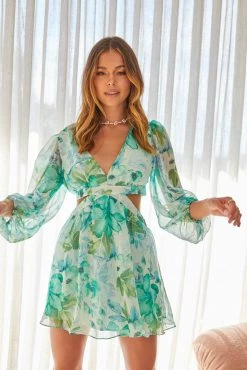 Sundae Muse Cammi Dress / Green New Arrivals 32 Sundae Muse Cammi Dress / Green New Arrivals