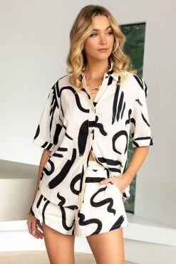 Sundae Muse New Arrivals York Shirt / Sand 15 Sundae Muse New Arrivals York Shirt / Sand