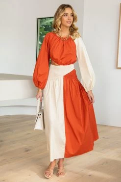 Sundae Muse New Arrivals April Dress / Rust